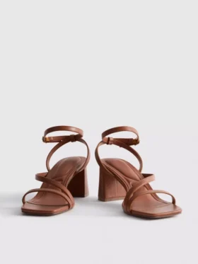 Sandalen mit Blockabsatz in breiter Passform