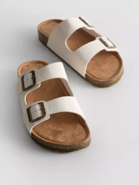 Sandalen mit doppeltem Schnallenriemen