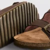 Sandalen mit doppeltem Schnallenriemen