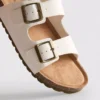 Sandalen mit doppeltem Schnallenriemen