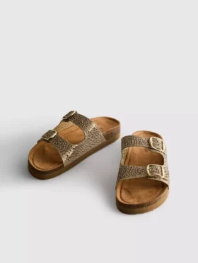 Sandalen mit doppeltem Schnallenverschluss und Verzierungen