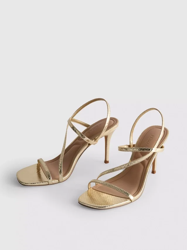 Sandalen mit kaum spürbarem Absatz