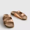 Sandalen mit lasergeschnittenem Fussbett