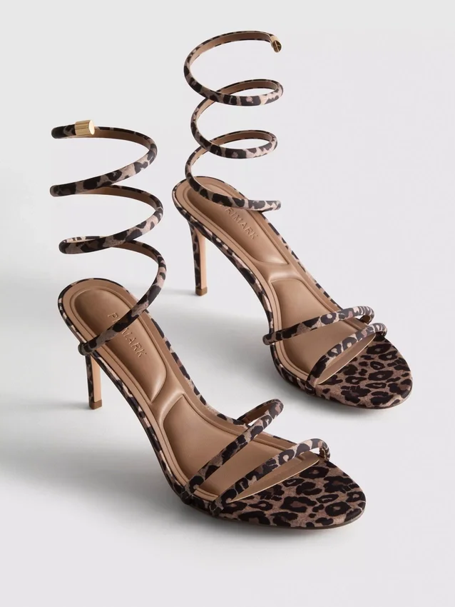 Sandalen mit Leopardenmuster und spiralförmigem Absatz