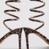 Sandalen mit Leopardenmuster und spiralförmigem Absatz