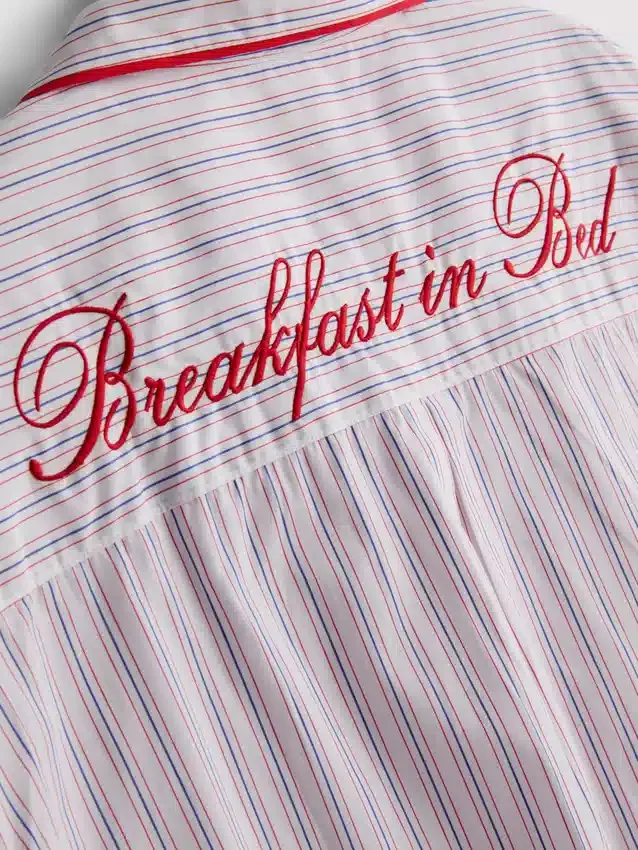 Schlafanzug-Hemd aus Baumwolle «Breakfast in Bed»
