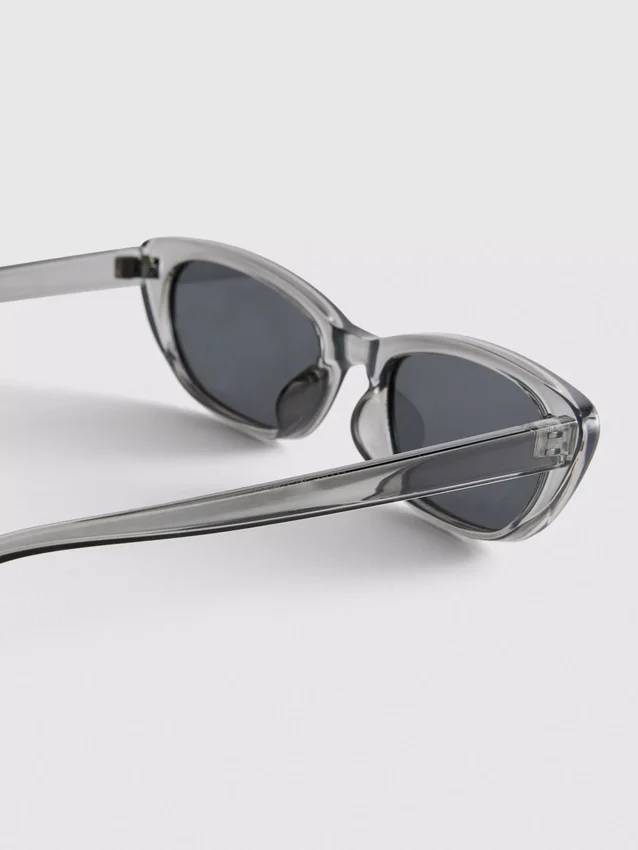 Schlanke Cat-Eye-Sonnenbrille