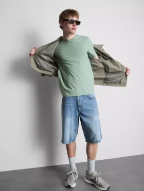 Schmal geschnittenes Stretch-T-Shirt
