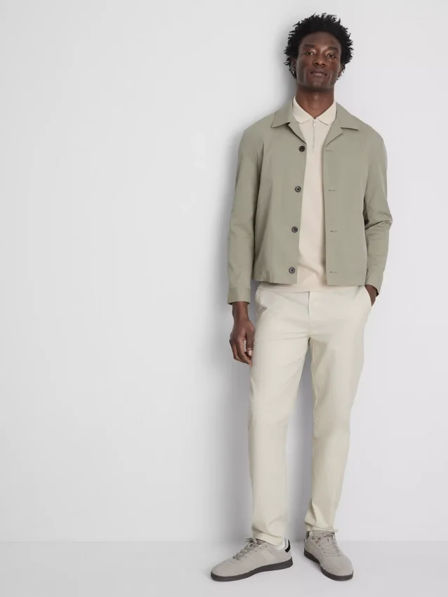 Schmale Chinos