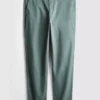Schmale Chinos