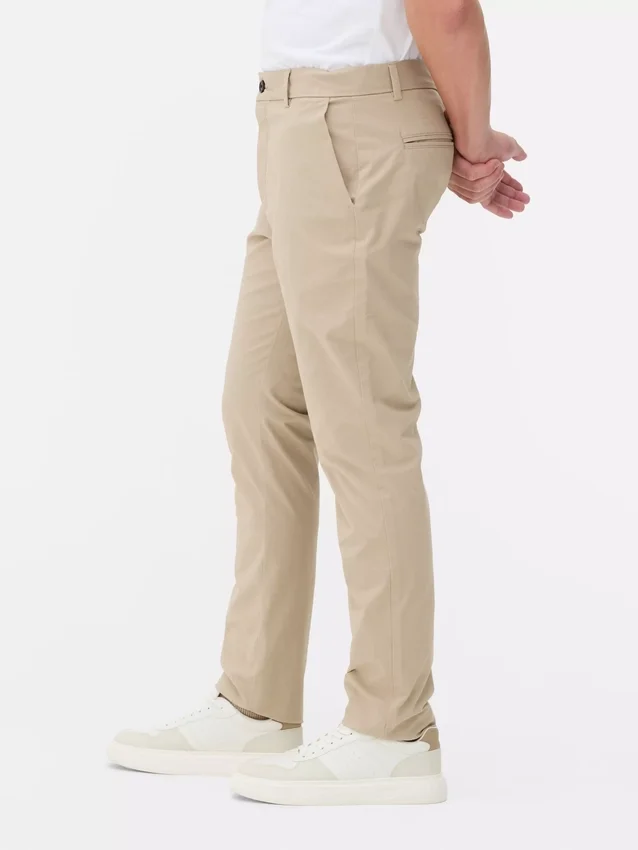 Schmale Stretch-Chinos