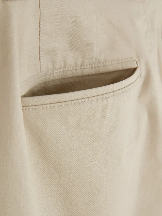 Schmale Stretch-Chinos