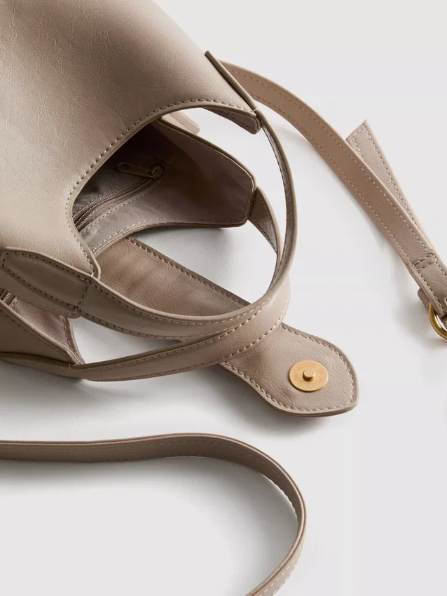 Schultertasche mit oberen Tragegriffen
