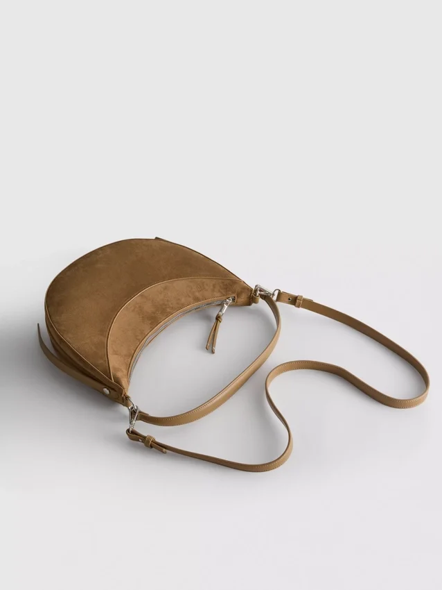 Schultertasche «Moon» aus Kunstwildleder