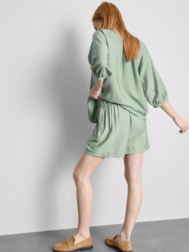 Shorts mit Gürtel zum Hineinschlüpfen
