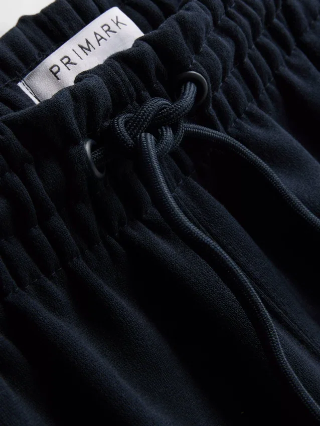 Shorts mit Kordelzug
