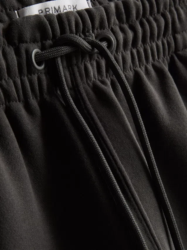 Shorts mit Kordelzug