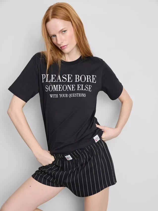 Shorty-Schlafanzug mit dem Slogan «The Devil Wears Prada»