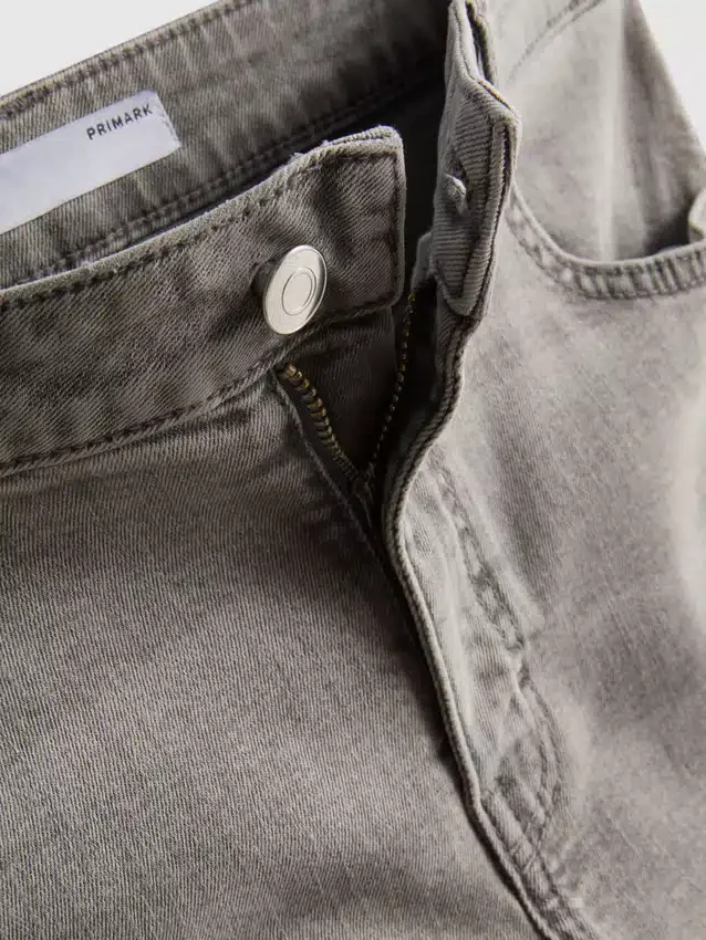 Skinny-Jeans aus Denim mit hohem Baumwollanteil