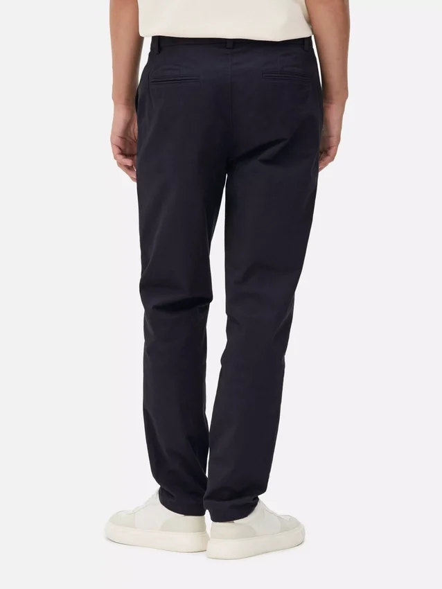 Slim-Fit-Chinos