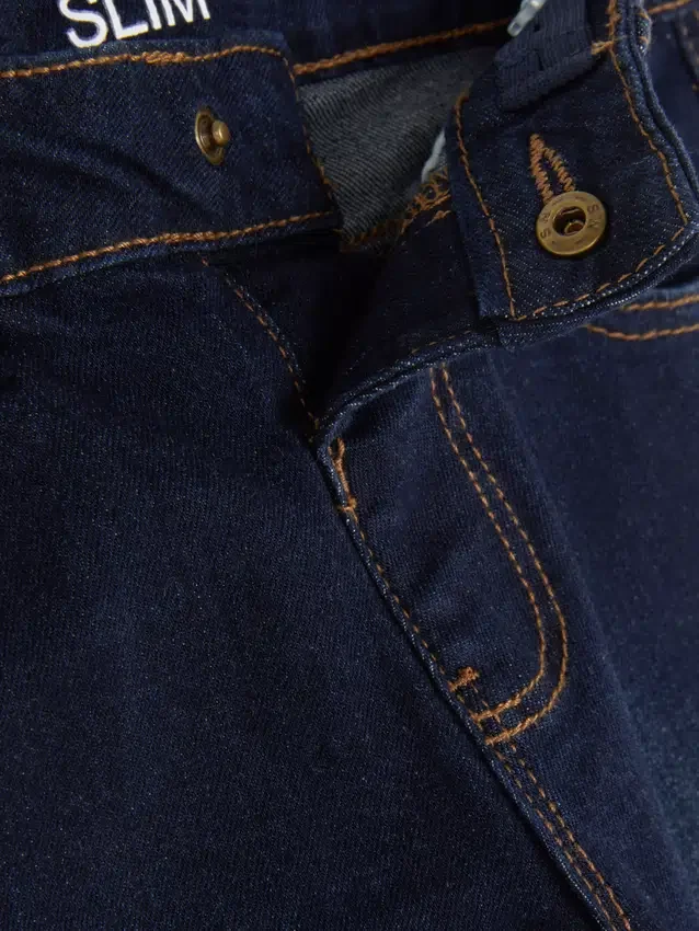 Slim-Fit-Jeans