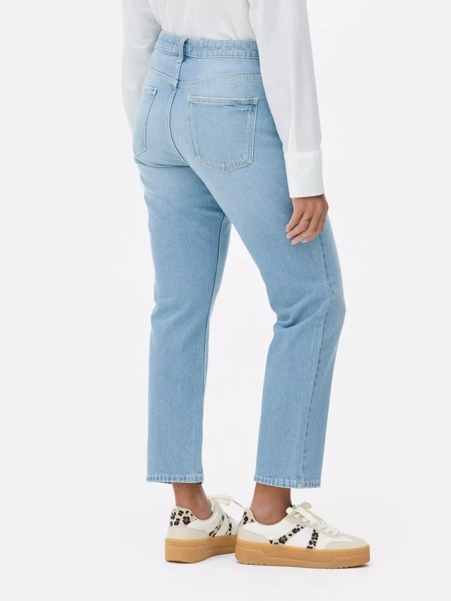 Slim-Fit-Jeans mit geradem Bein | Regular