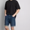 Slim-Fit-Jeansshorts mit mittlerer Leibhöhe