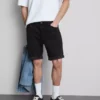 Slim-Fit-Jeansshorts mit mittlerer Leibhöhe