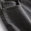 Slim-Fit-Jeansshorts mit mittlerer Leibhöhe