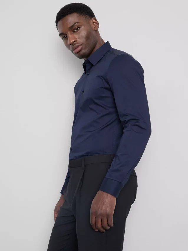 Slim-Fit-Stretch-Hemd mit Knöpfen