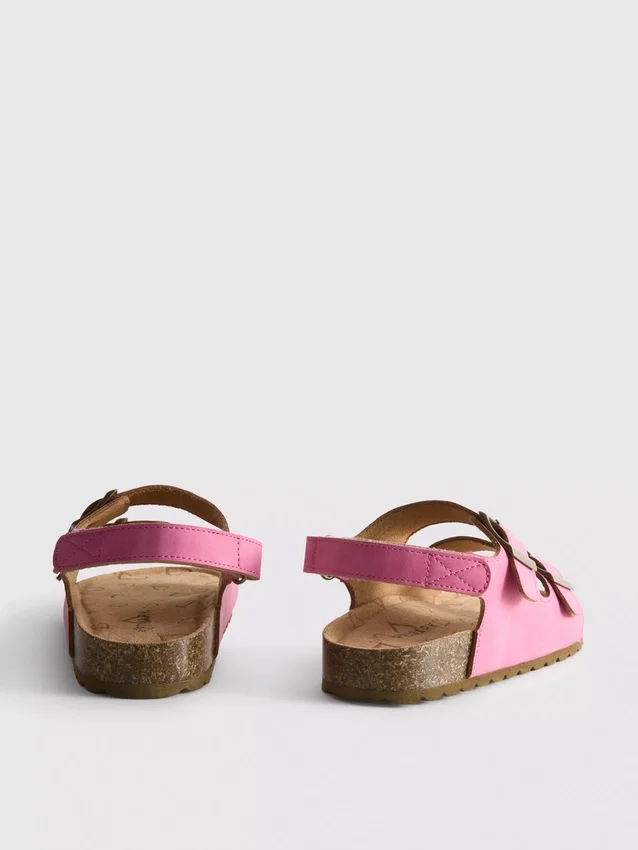 Slingback-Sandalen mit doppelten Schnallenriemen