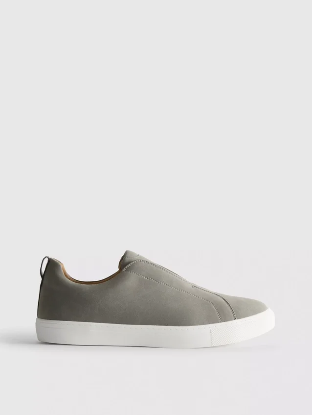 Slip-on-Sneaker mit niedrigem Schaft