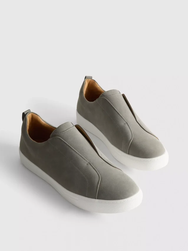 Slip-on-Sneaker mit niedrigem Schaft