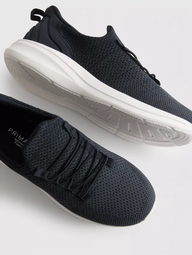 Slip-on-Sneaker mit niedrigem Schaft