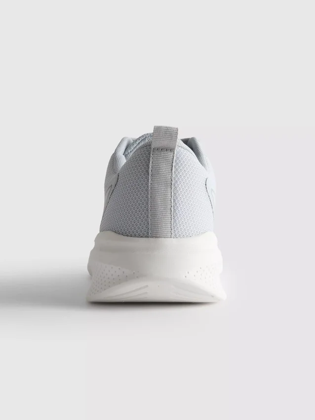 Sneaker aus Active-Mesh