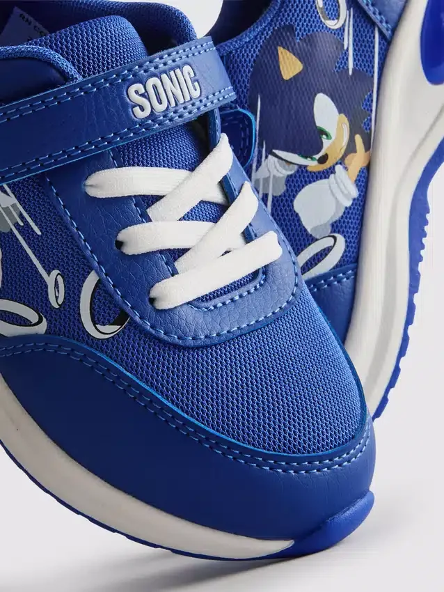 Sonic the Hedgehog-Sneaker mit Leuchteffekt
