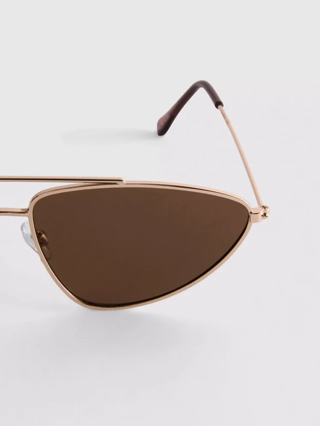 Sonnenbrille im Aviator-Stil mit Metallrahmen