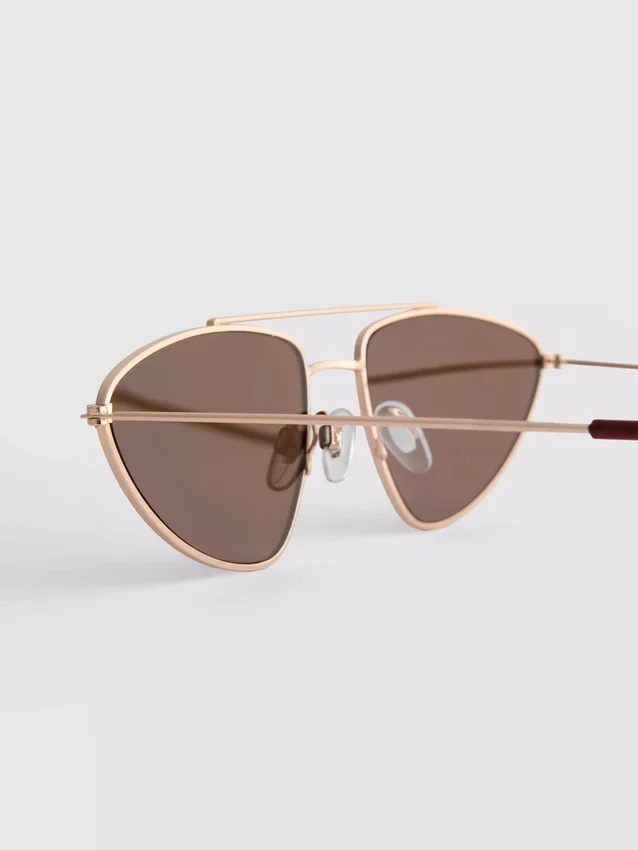 Sonnenbrille im Aviator-Stil mit Metallrahmen