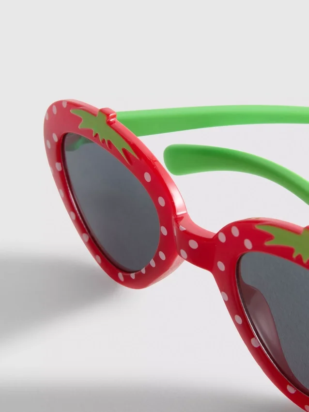 Sonnenbrille mit Erdbeer-Rahmen