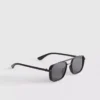Sonnenbrille mit quadratischem Rahmen