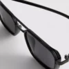Sonnenbrille mit quadratischem Rahmen
