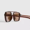 Sonnenbrille mit quadratischem Rahmen