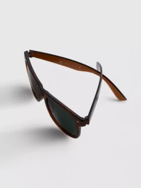 Sonnenbrille mit rechteckigem Rahmen