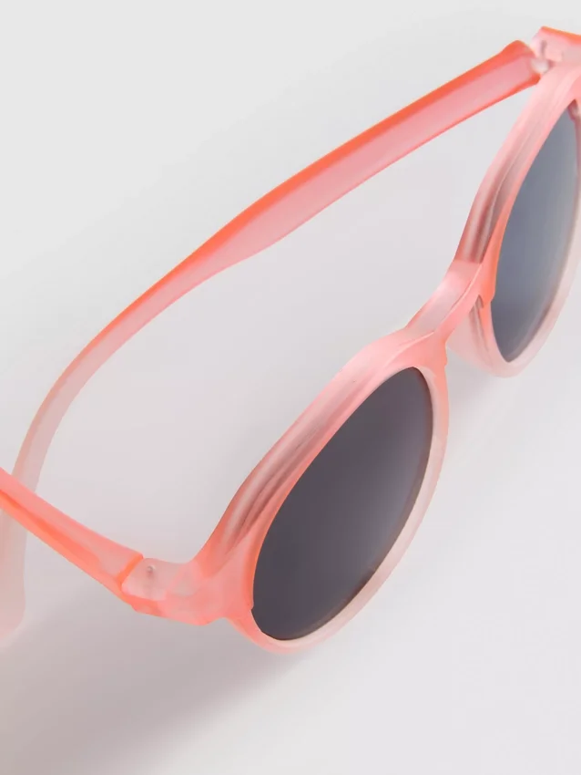 Sonnenbrille mit rundem Rahmen