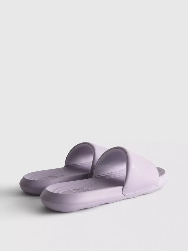 Sportliche Freizeitslipper