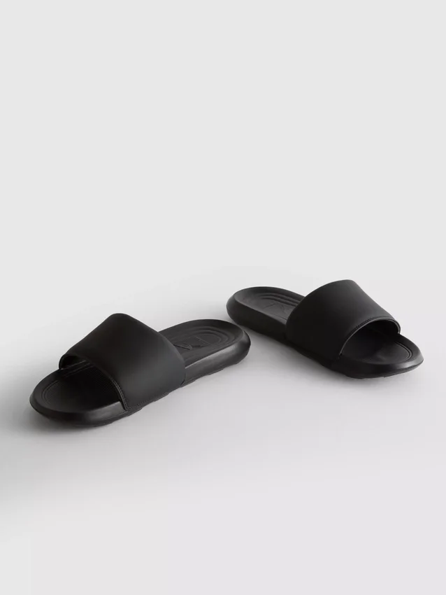 Sportliche Freizeitslipper