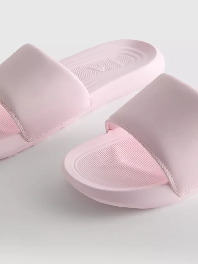 Sportliche Freizeitslipper