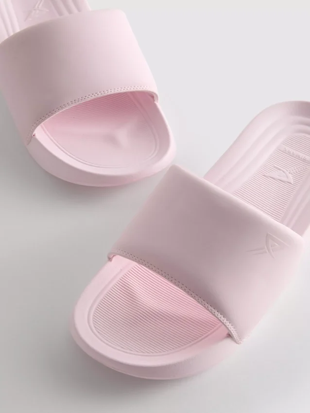 Sportliche Freizeitslipper
