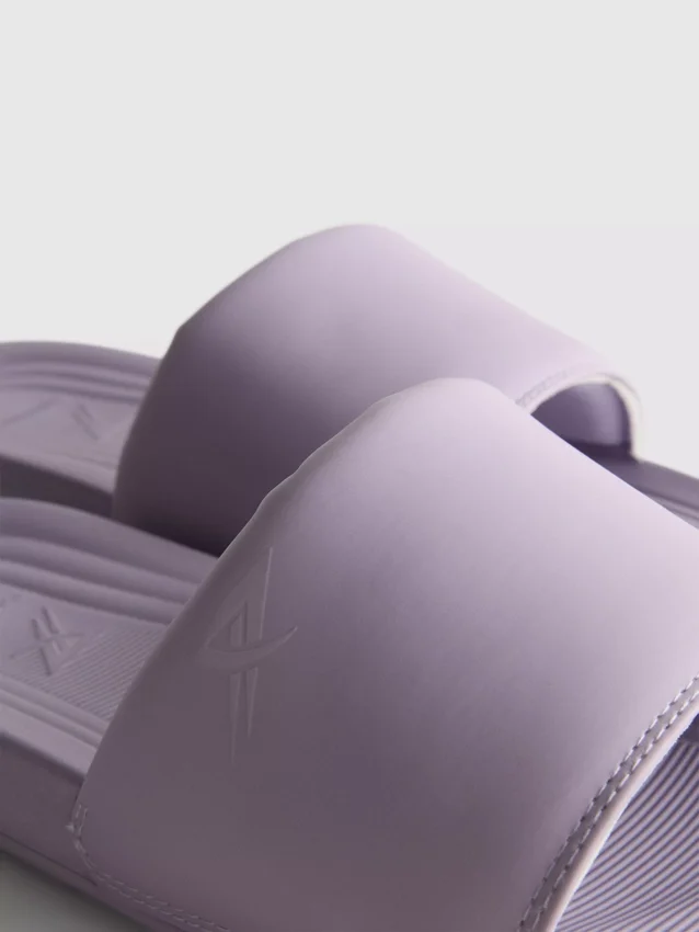 Sportliche Freizeitslipper