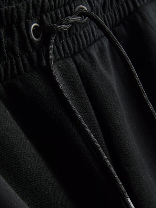 Sportshorts mit Kordelzug